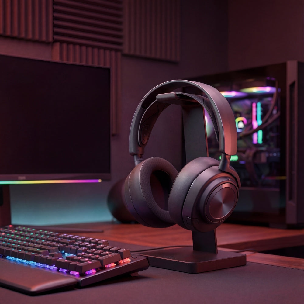 Over-ear headphones with dark replacement earpads