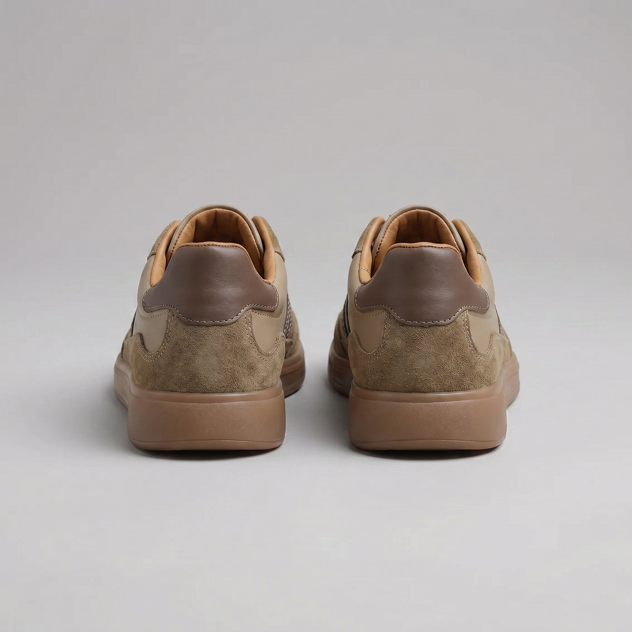 Men's Retro Lace-Up Sneakers