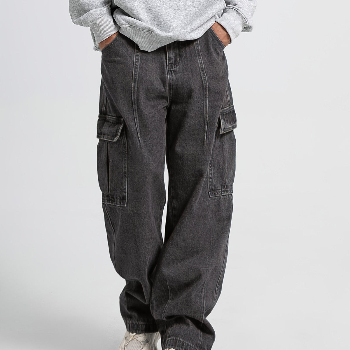 Comfort stretch cargo pants, close-up detail