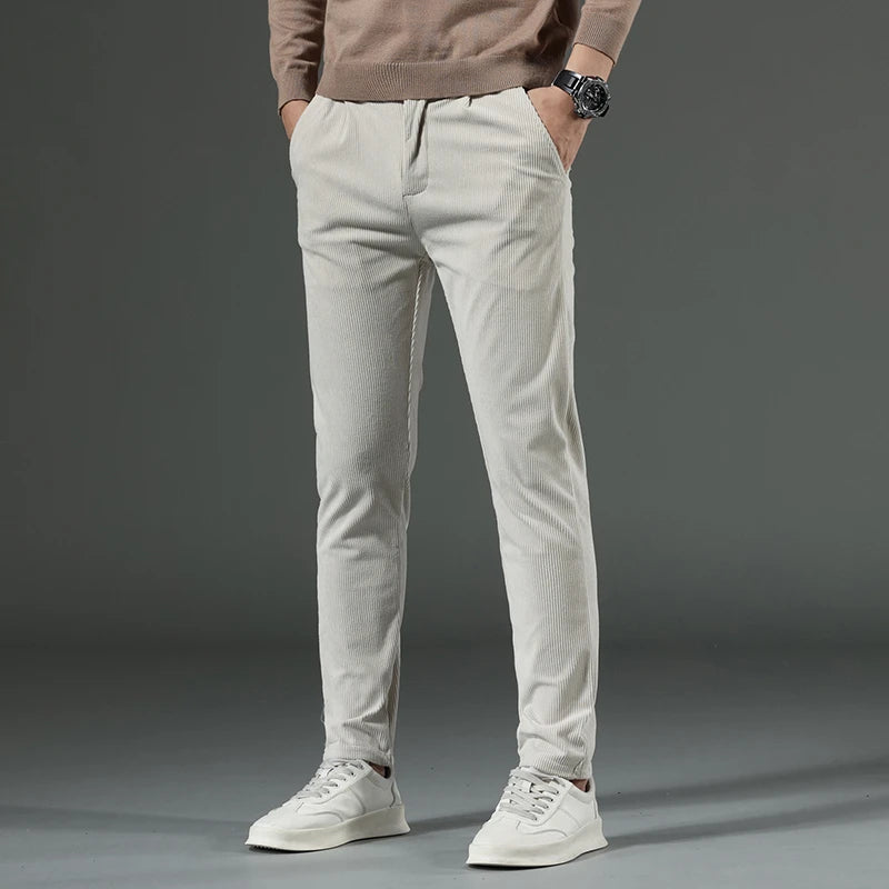Elegant everyday pocket trousers, beige color view