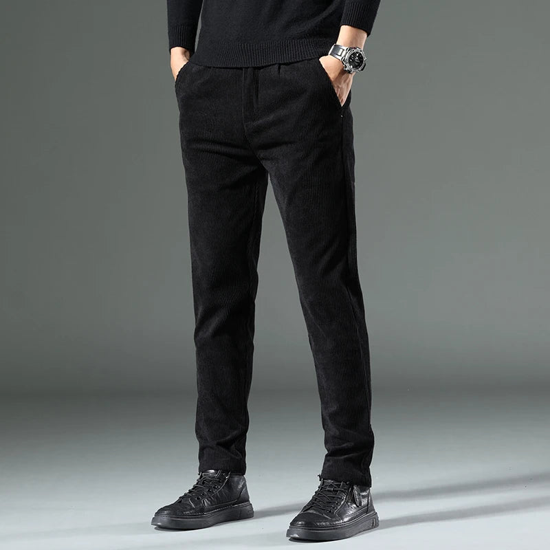 Elegant everyday pocket trousers, black color view