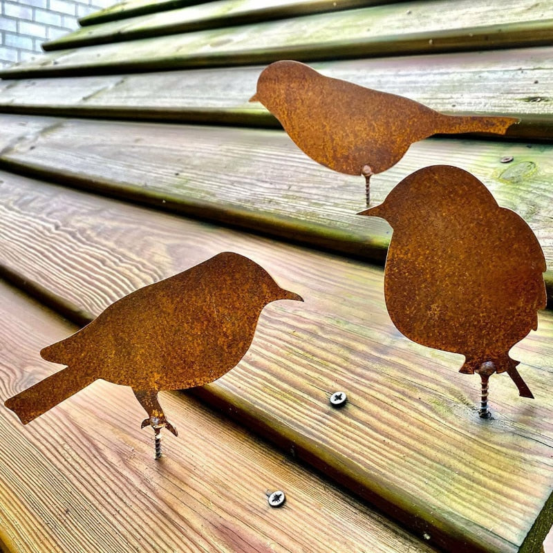 Rustic Metal Bird Fence Decor Set