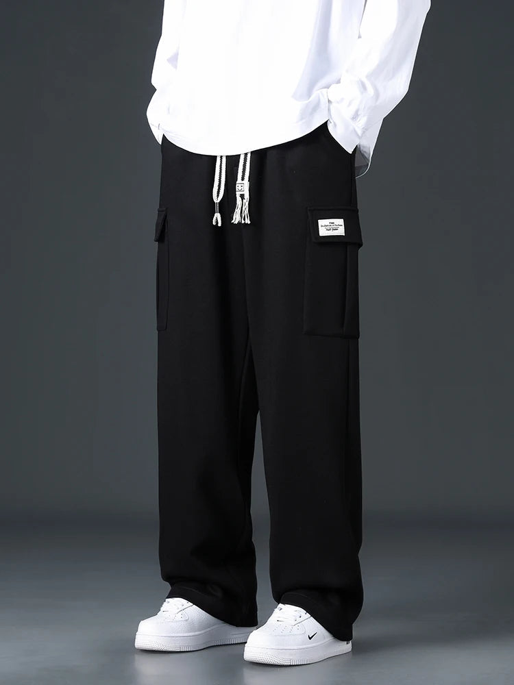 Everyday cargo sweatpants, worn front view