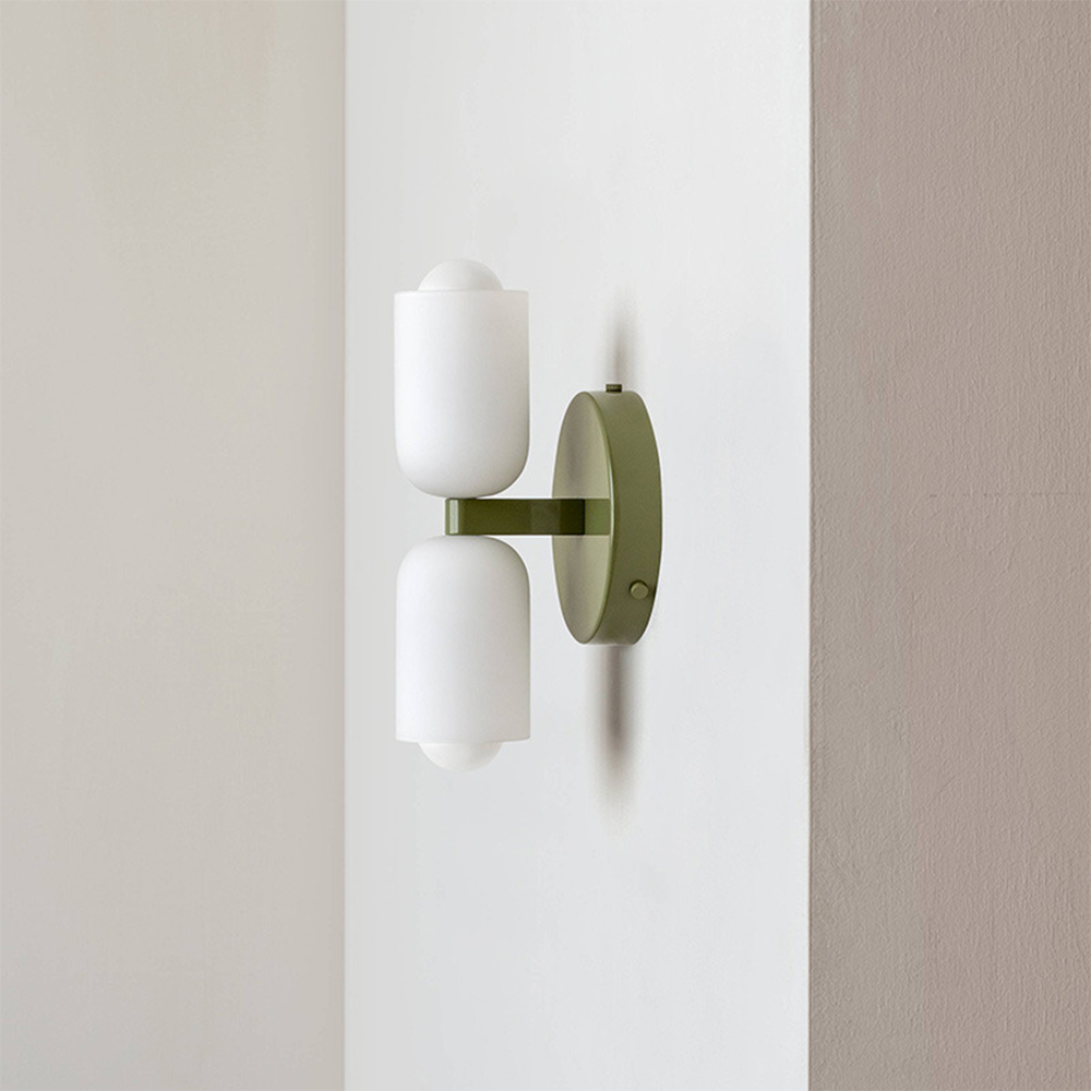 Acrylic Shade Wall Sconce Lamp