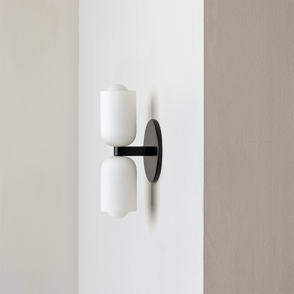 Acrylic Shade Wall Sconce Lamp