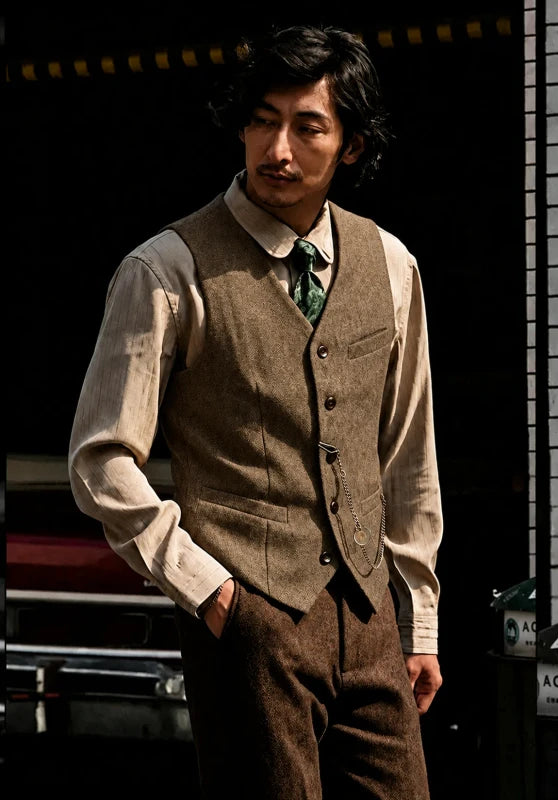 Herringbone slim fit vest, khaki color view