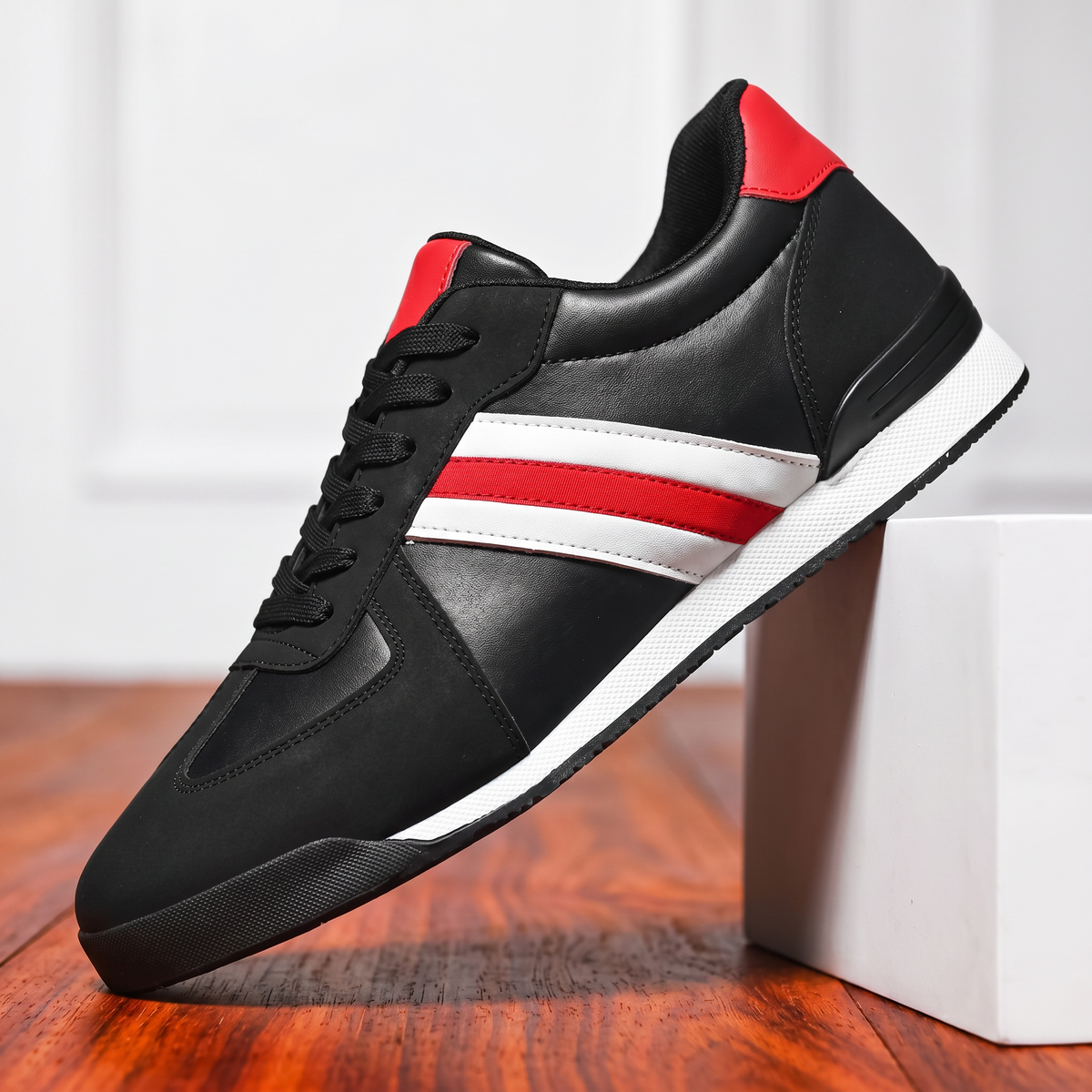 Men's Retro Contrast Sneakers